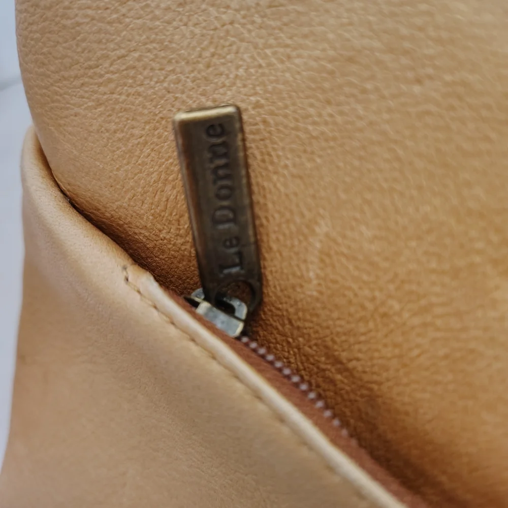 Vintage Le Donne Women's Brown Leather Purse
